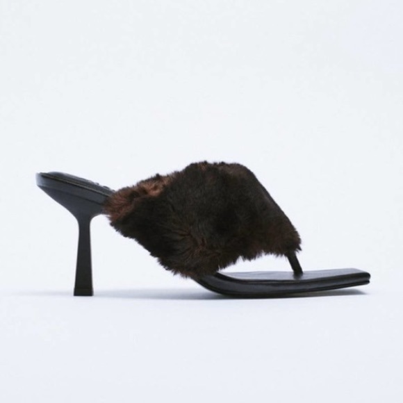 Zara Shoes - Zara Black Squared Toe Faux Fur Mules Heeled Thong Sandals Heels Sz 6.5
